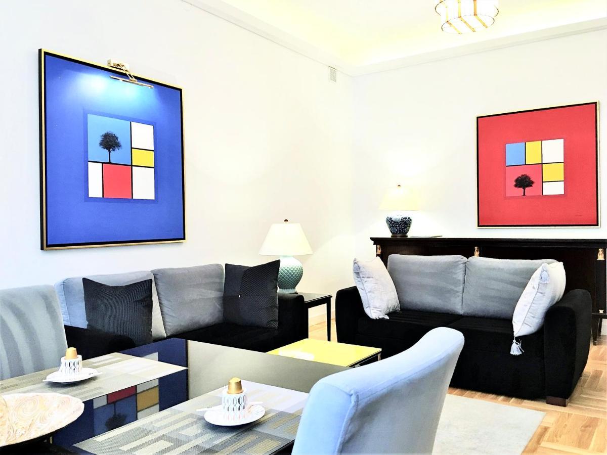 Luxury Apartments MONDRIAN Market Square III Varsovie Chambre photo