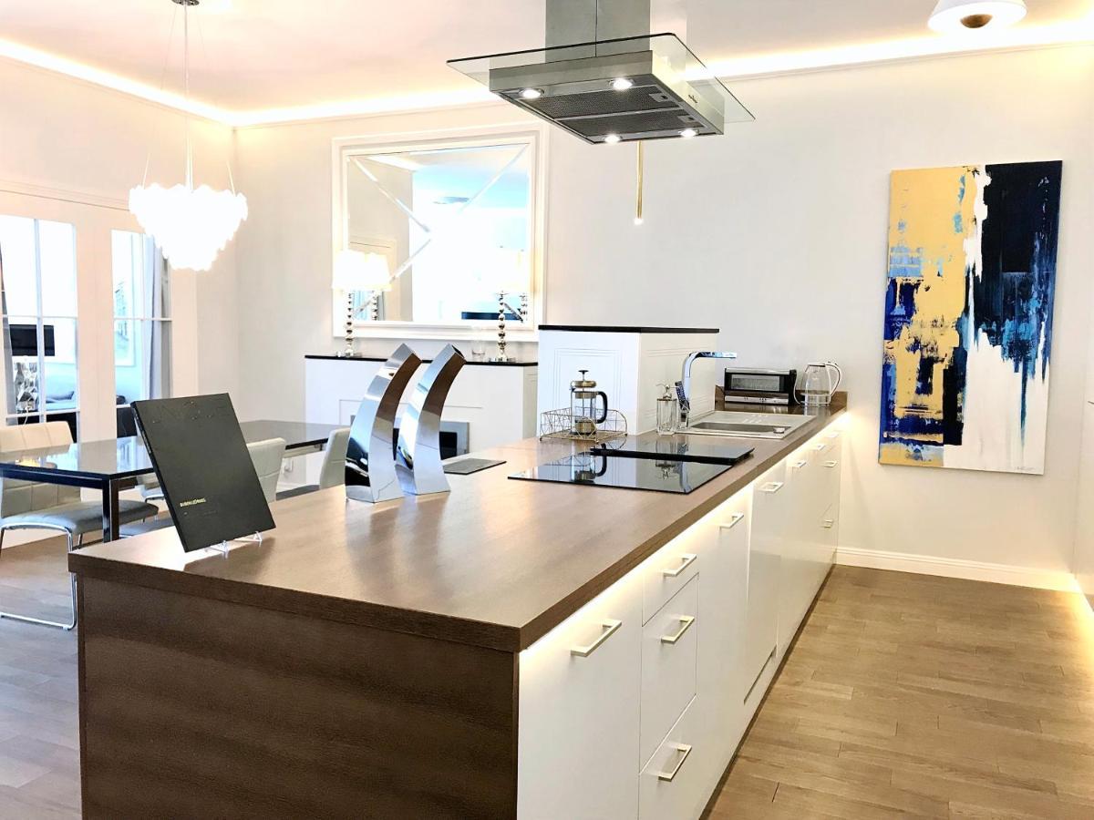 Luxury Apartments MONDRIAN Market Square III Varsovie Extérieur photo