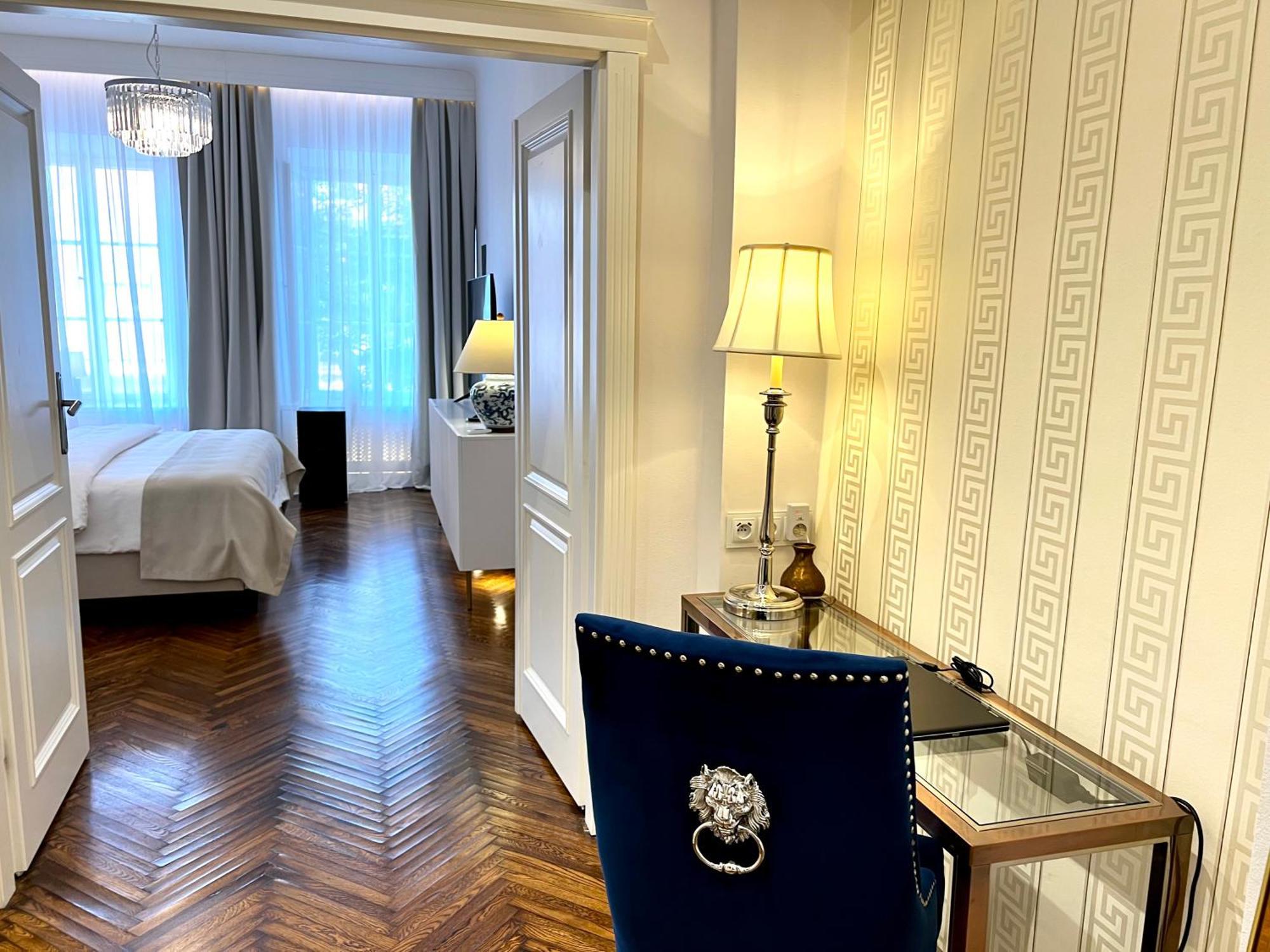 Luxury Apartments MONDRIAN Market Square III Varsovie Chambre photo