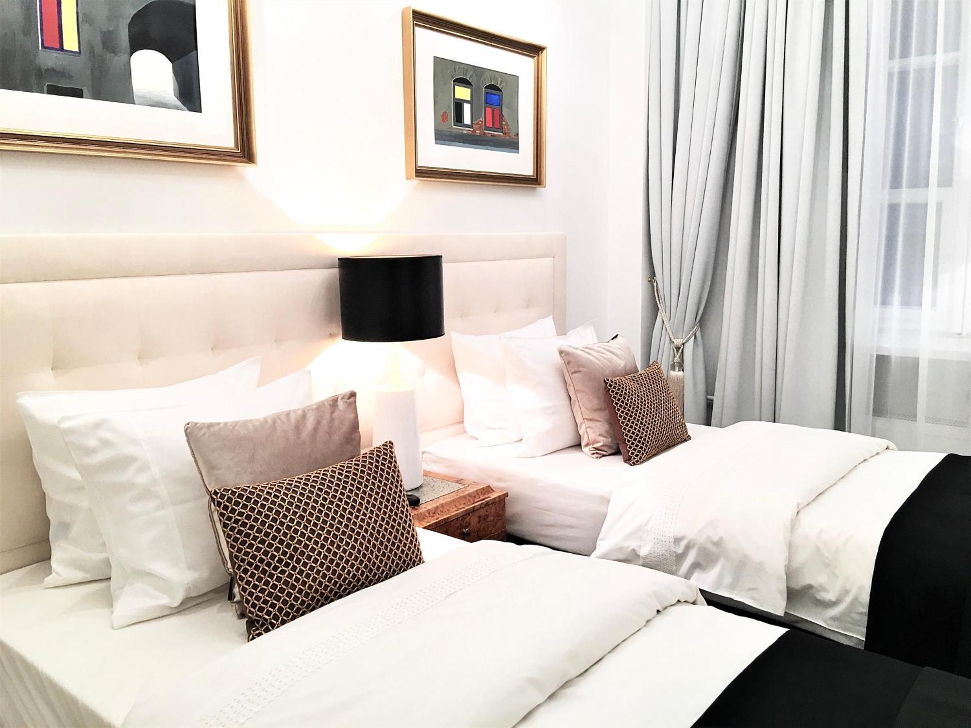 Luxury Apartments MONDRIAN Market Square III Varsovie Chambre photo