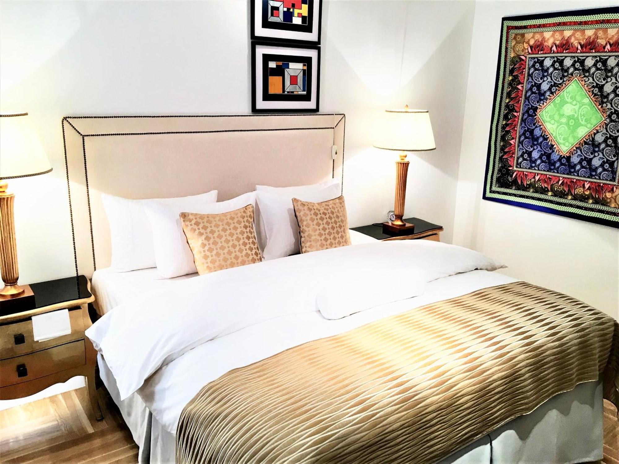 Luxury Apartments MONDRIAN Market Square III Varsovie Chambre photo
